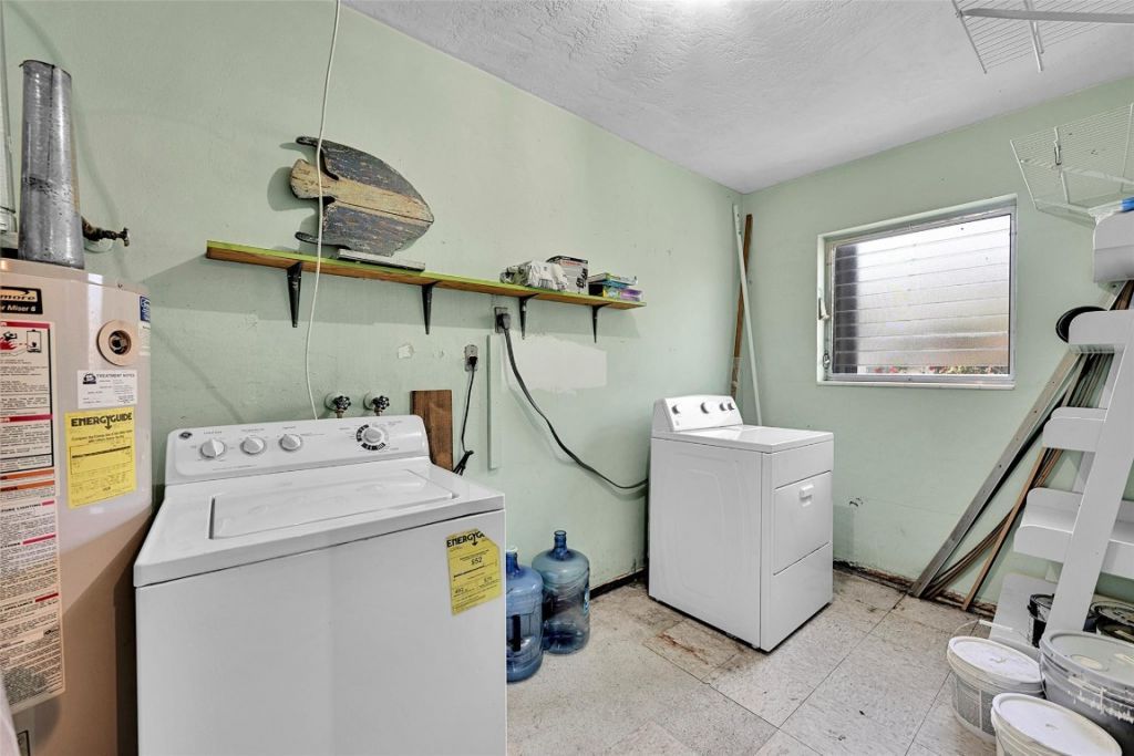 6881 SW 2nd Street, Pembroke Pines, FL 33023 Photo