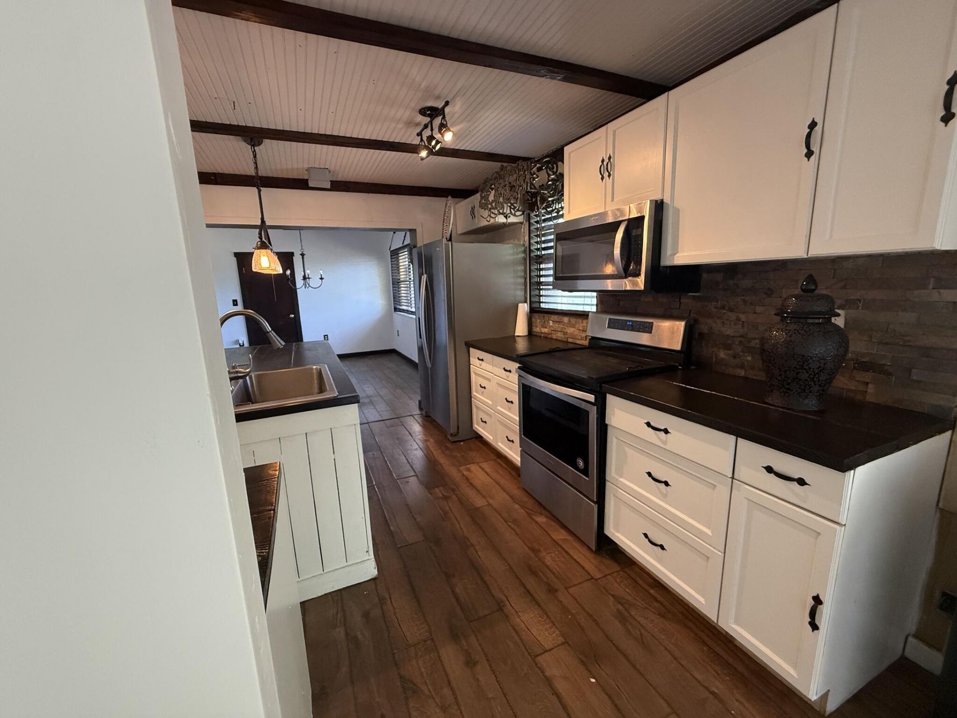 6881 SW 2nd Street, Pembroke Pines, FL 33023 Photo