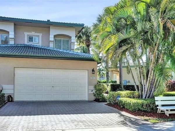 7967 E Exeter Blvd, Unit 203, Tamarac, FL 33321