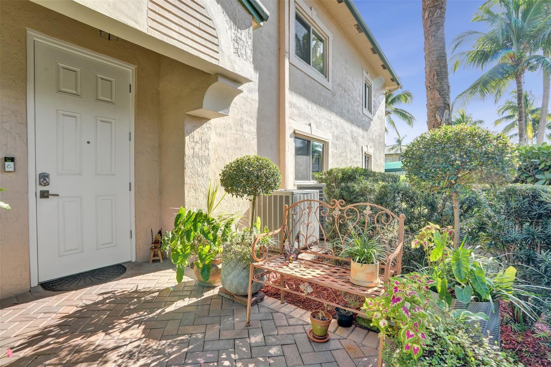 7967 E Exeter Boulevard, Unit 203, Tamarac, FL 33321 Photo