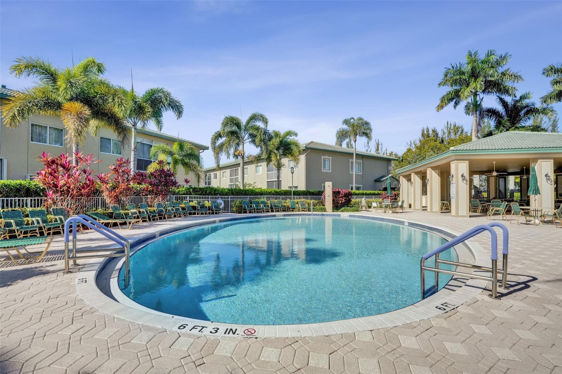 7967 E Exeter Boulevard, Unit 203, Tamarac, FL 33321 Photo