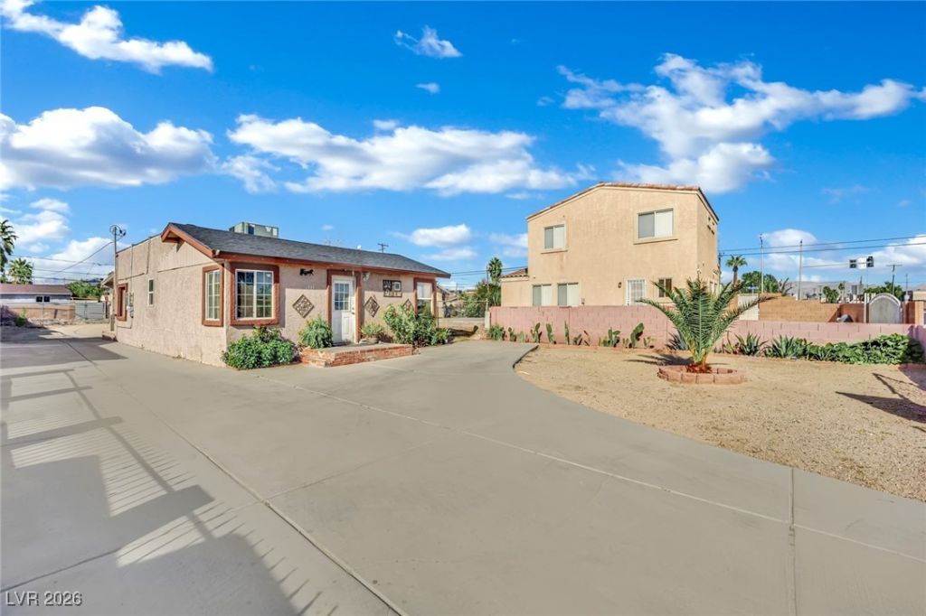 1843 N Bruce Street, North Las Vegas, NV 89030 Main Photo