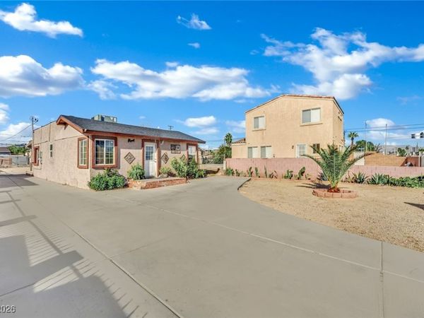 1843 N Bruce Street, North Las Vegas, NV 89030