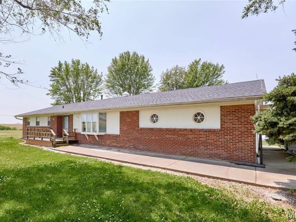 339 White Road, Hawk Point, MO 63349