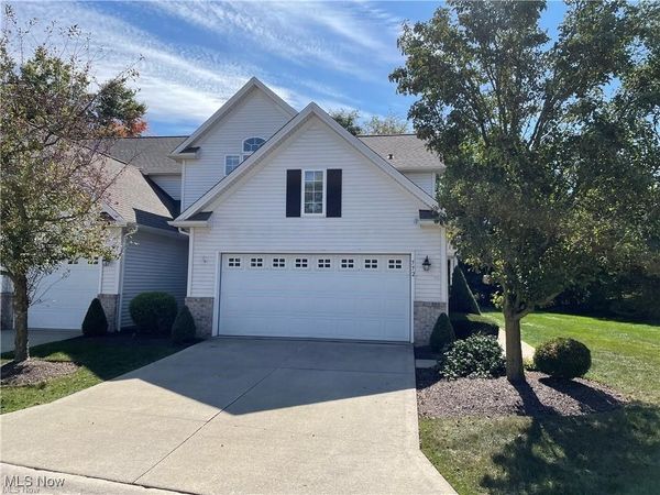 772 Wildberry Circle, Avon Lake, OH 44012