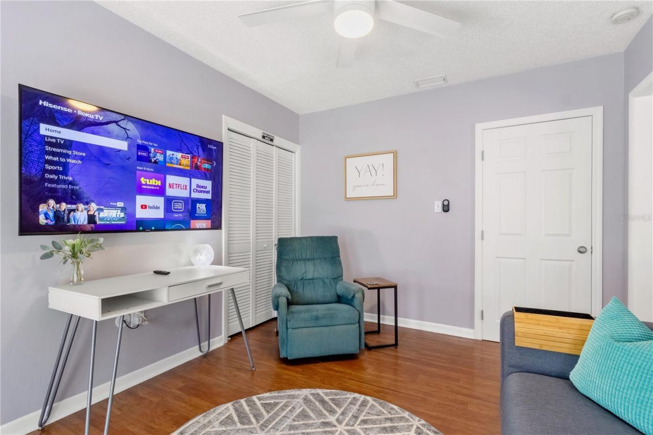 5596 100th Way N, Saint Petersburg, FL 33708 Photo