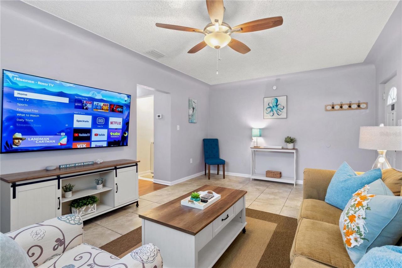 5596 100th Way N, Saint Petersburg, FL 33708 Photo