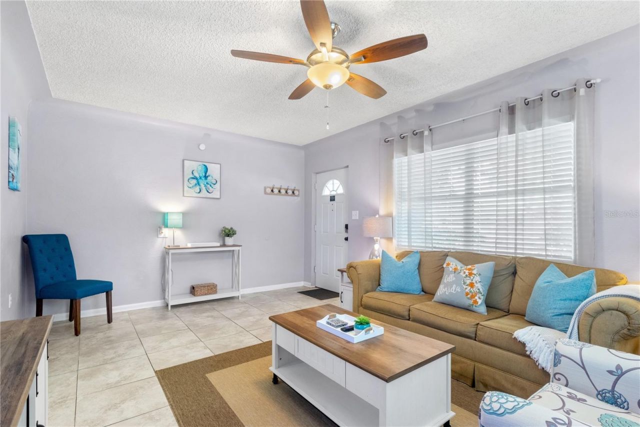 5596 100th Way N, Saint Petersburg, FL 33708 Photo
