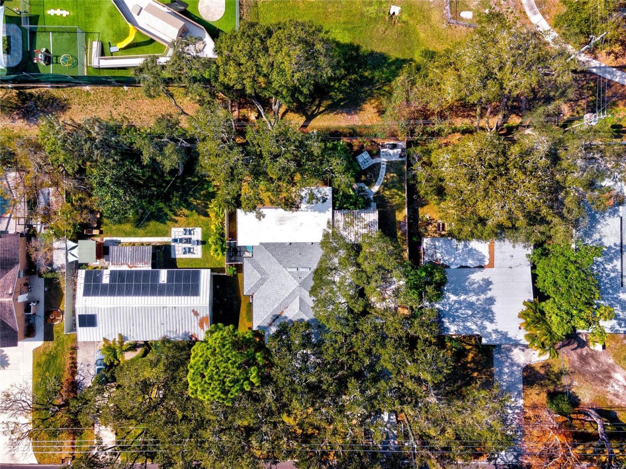 5596 100th Way N, Saint Petersburg, FL 33708 Photo