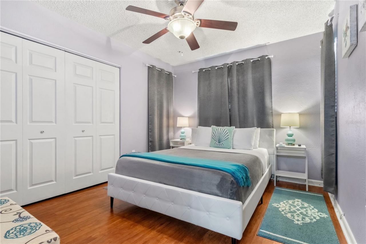 5596 100th Way N, Saint Petersburg, FL 33708 Photo