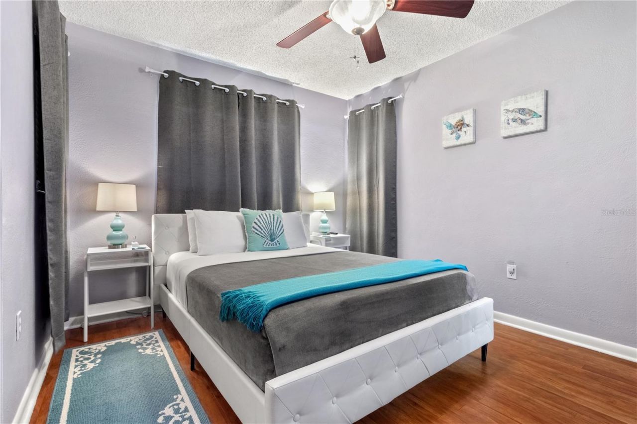 5596 100th Way N, Saint Petersburg, FL 33708 Photo