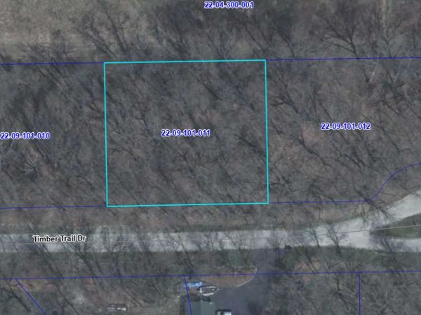 805 Timber Trail Drive, Dixon, IL 61021