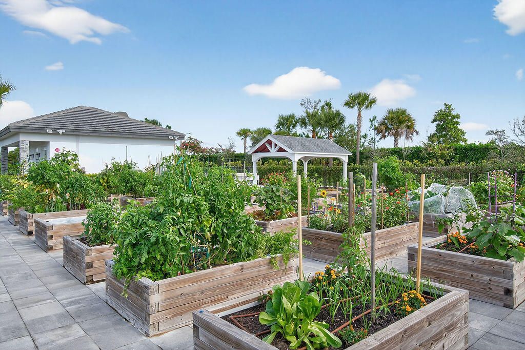 11784 SW Sailfish Isles Way, Port Saint Lucie, FL 34987 Photo