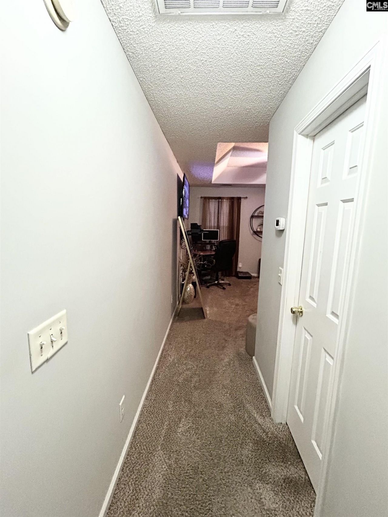 219 Walnut Grove Circle Photo 20