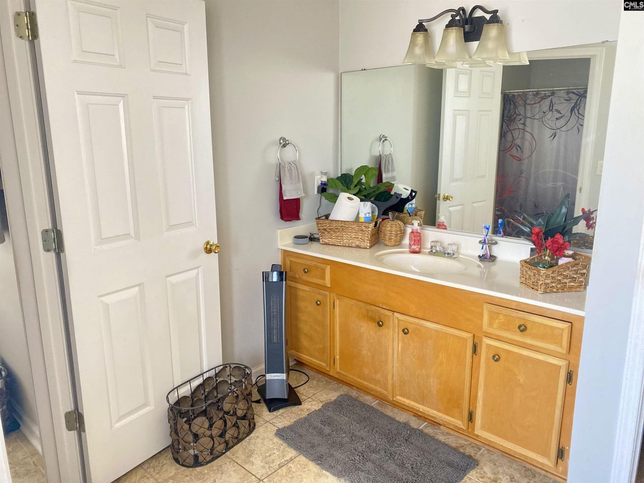 219 Walnut Grove Circle Photo 27