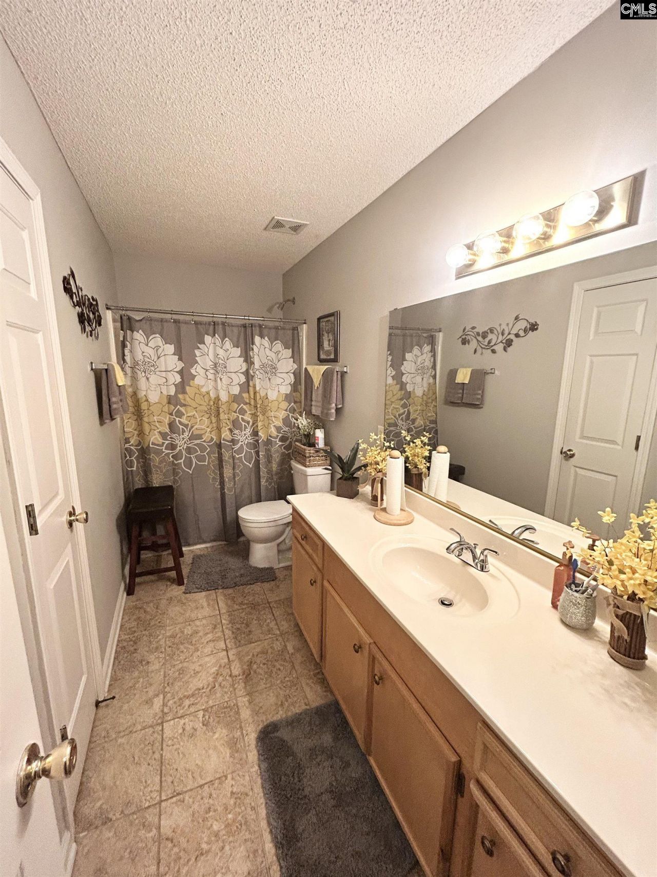 219 Walnut Grove Circle Photo 32