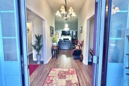 219 Walnut Grove Circle photo 4