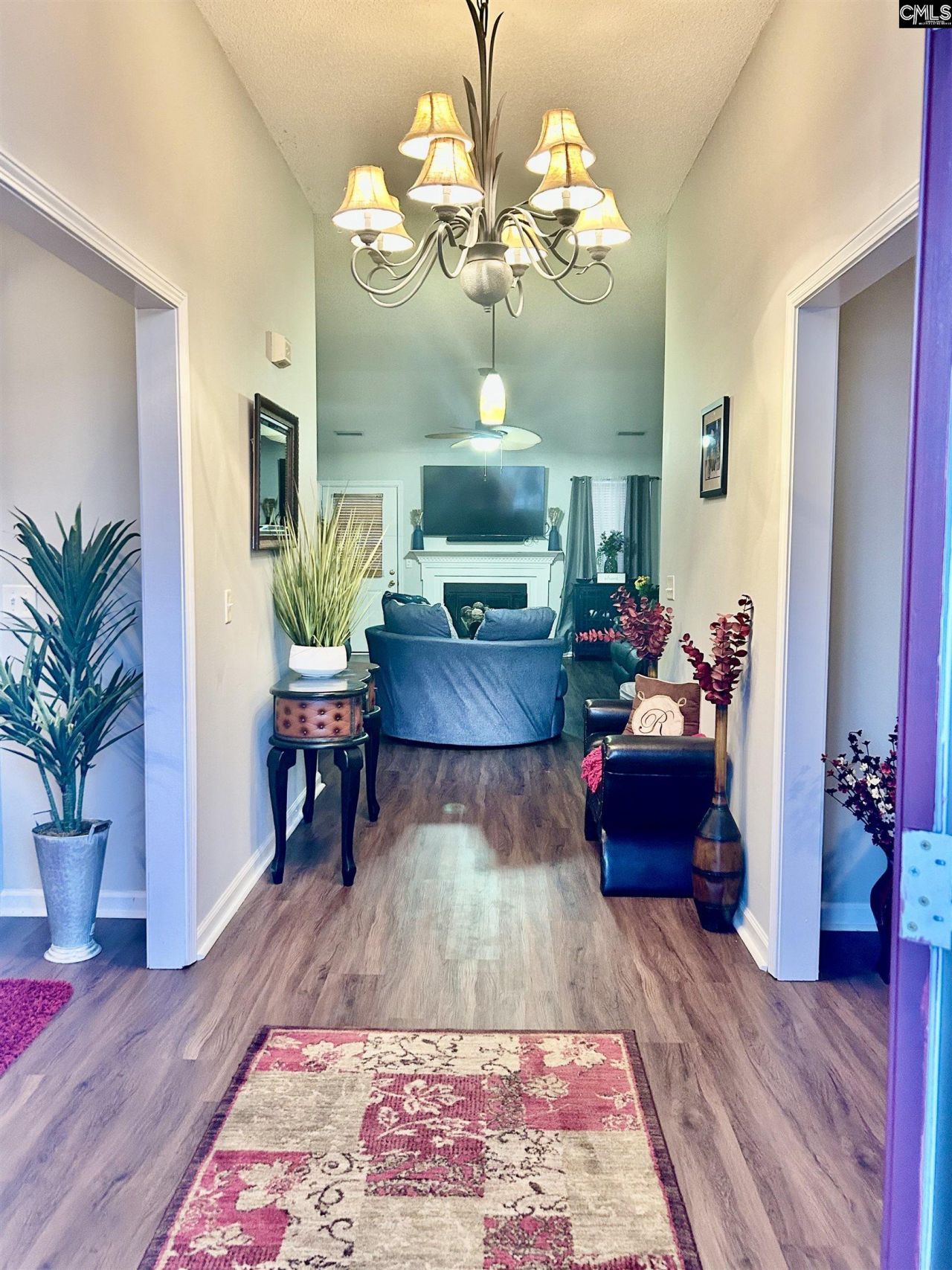 219 Walnut Grove Circle Photo 5