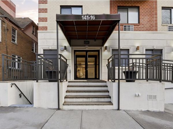 141-16 84th Drive, Unit 5A, Briarwood, NY 11435