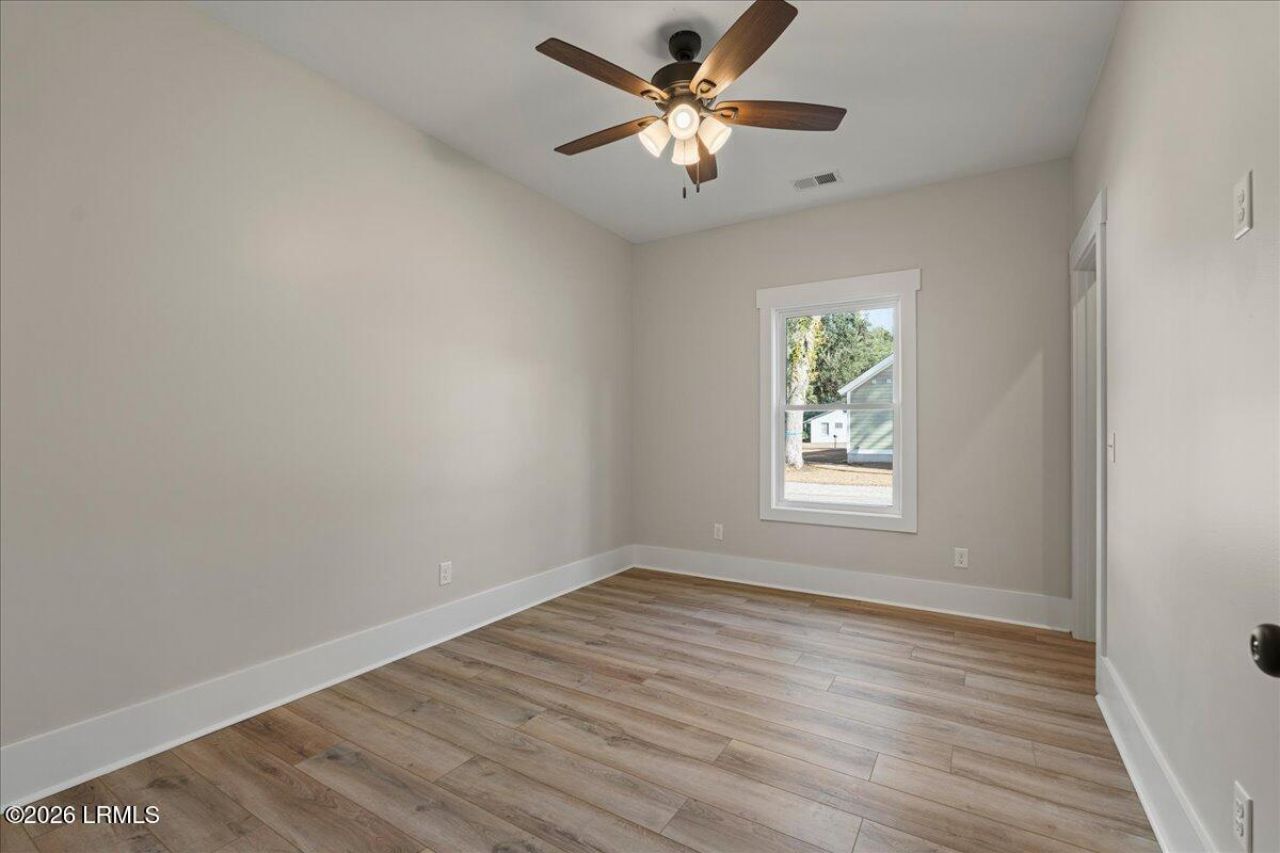 2021 Lafayette Street Photo 18