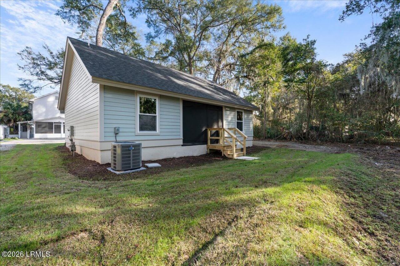 2021 Lafayette Street Photo 37