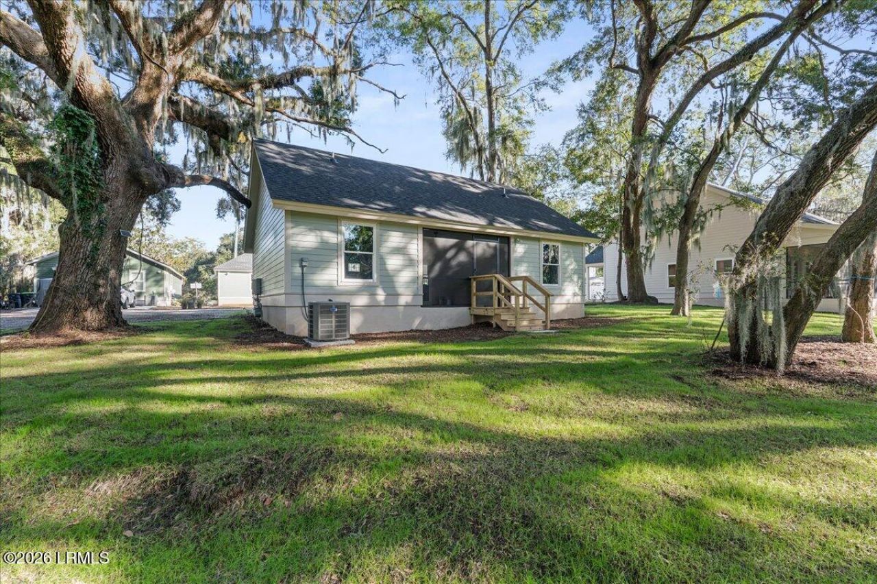 2021 Lafayette Street Photo 78