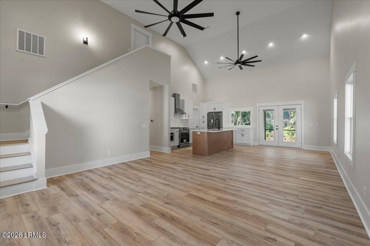 2021 Lafayette Street Photo 8