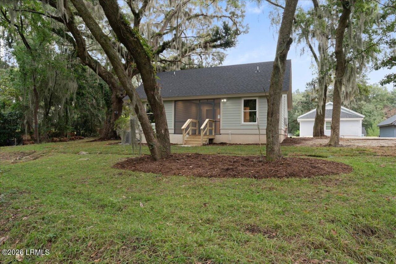 2021 Lafayette Street Photo 86