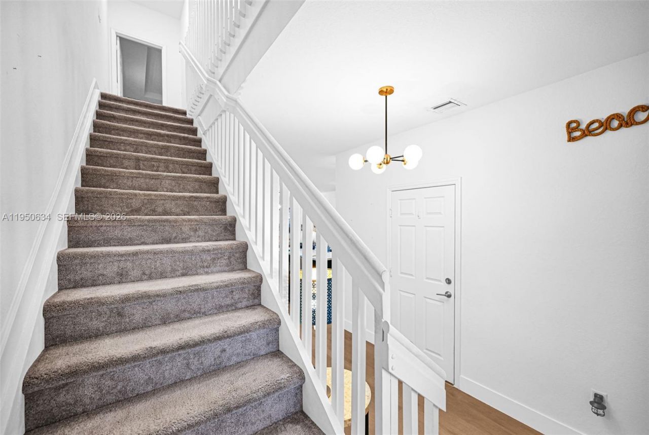 10966 W 35th Way , Hialeah, FL 33018 Photo