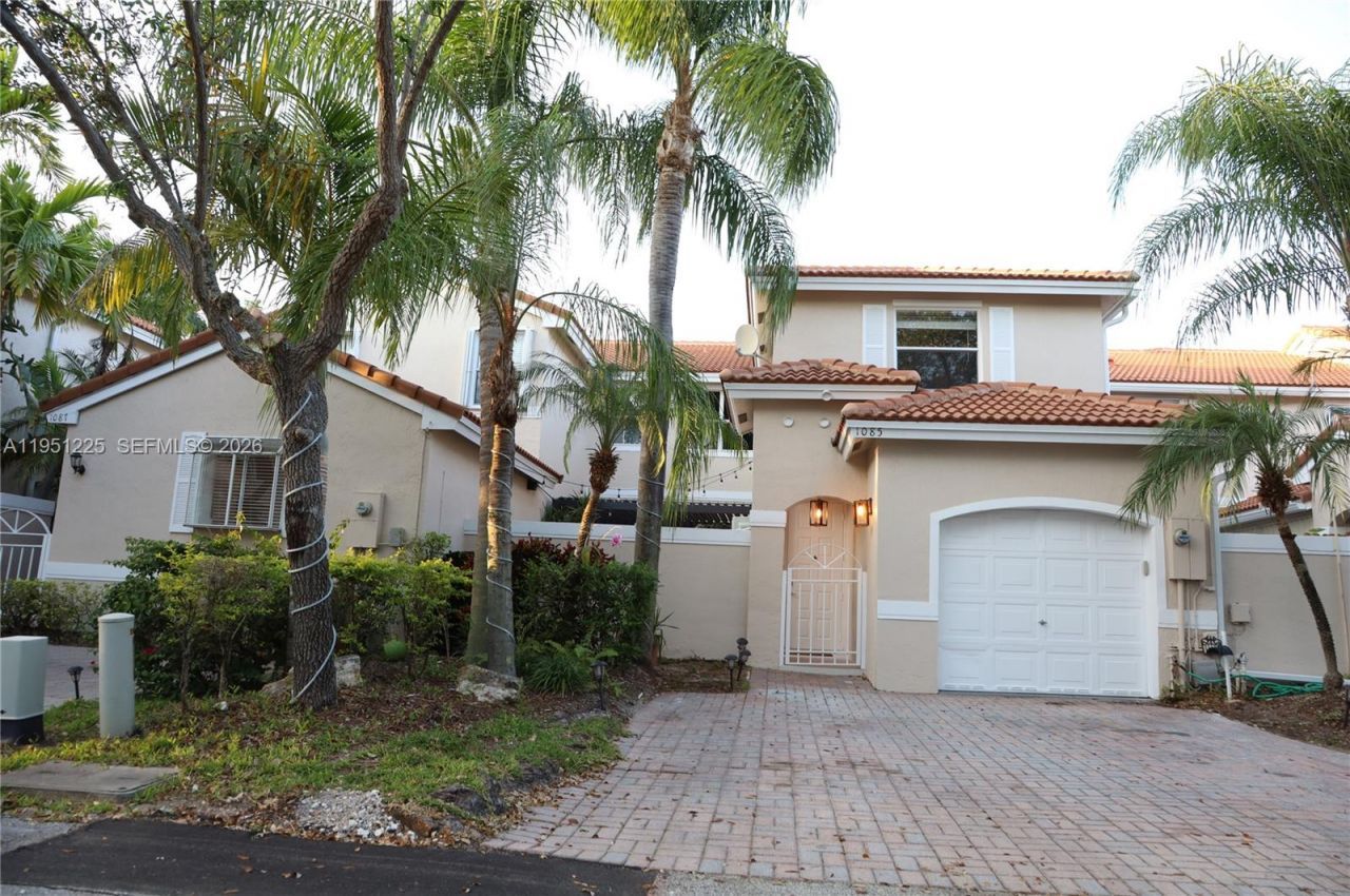 1085 River Birch St , Hollywood, FL 33019 Photo