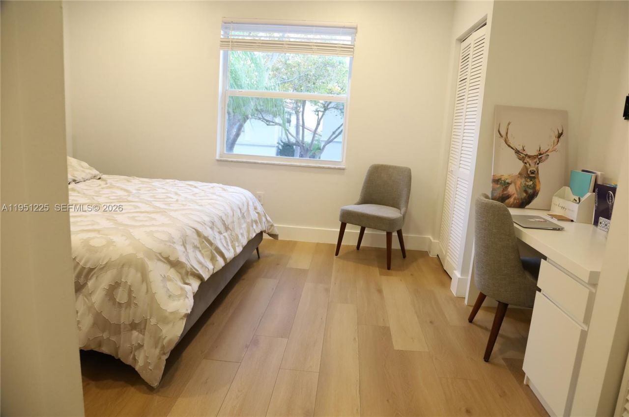 1085 River Birch St , Hollywood, FL 33019 Photo