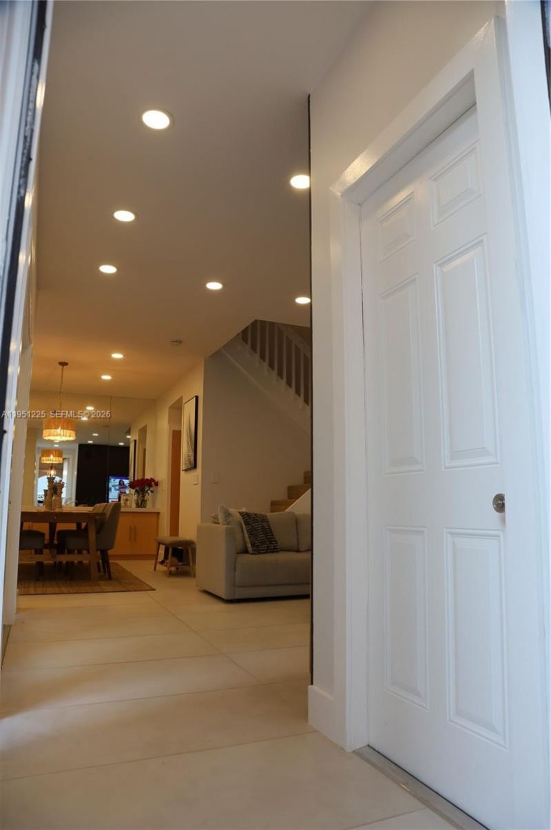 1085 River Birch St , Hollywood, FL 33019 Photo