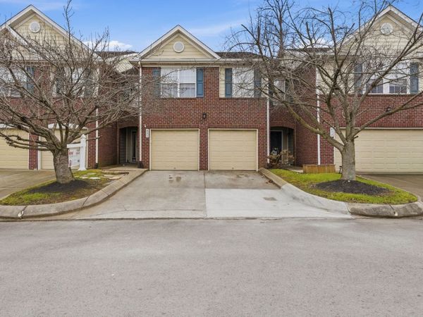 621 Heath Pl, Smyrna, TN 37167