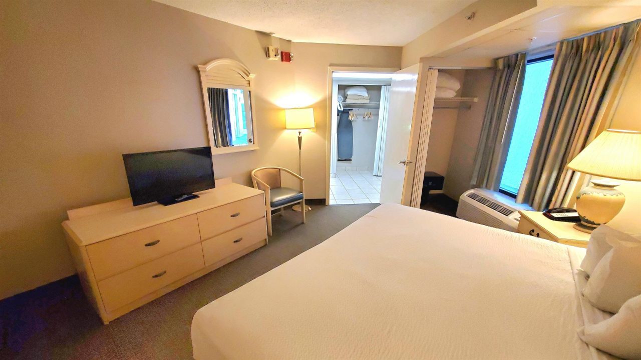 1501 S Ocean Blvd. Photo 11