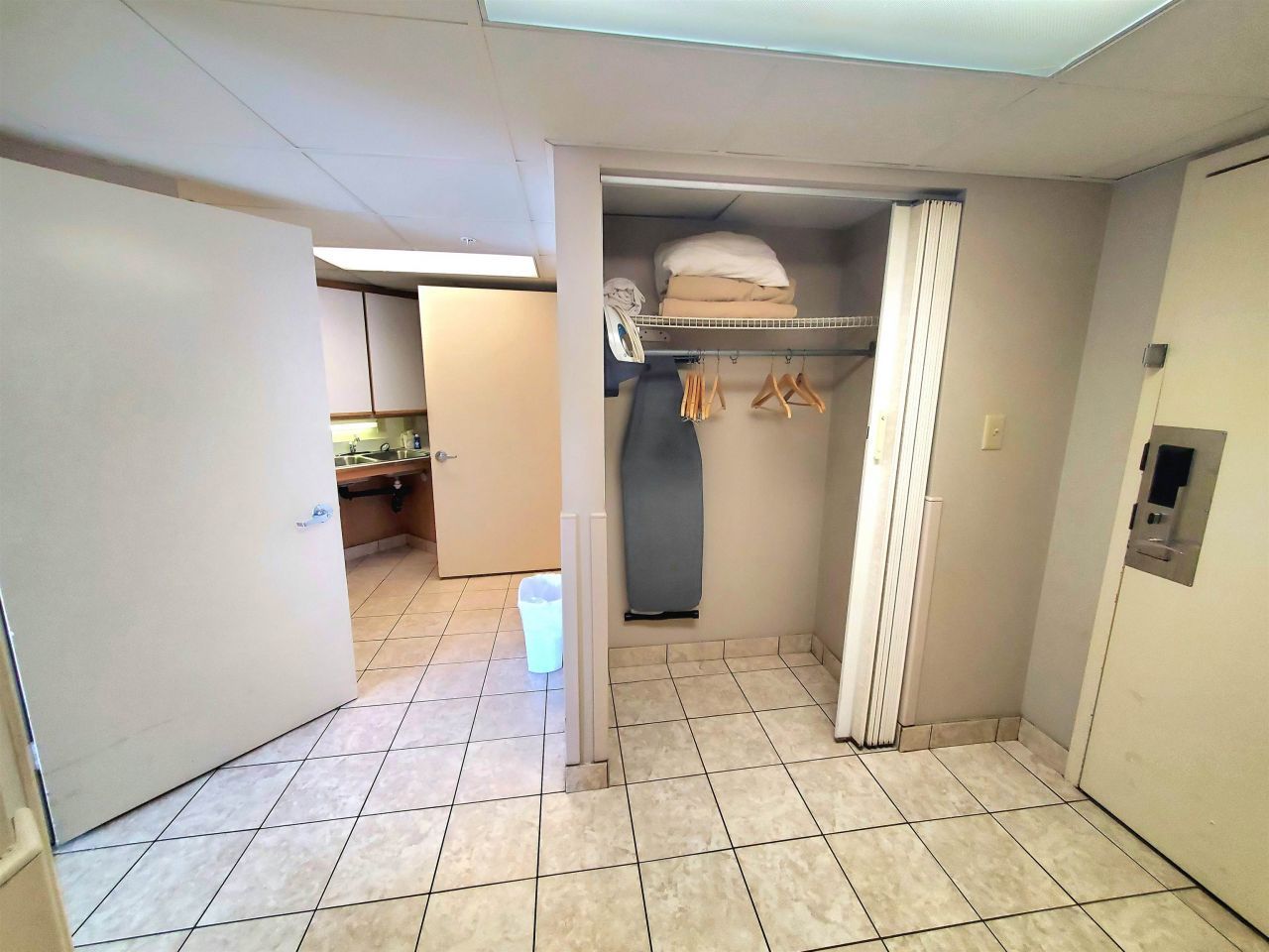 1501 S Ocean Blvd. Photo 13