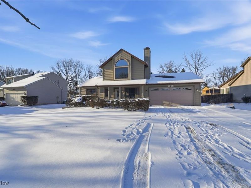 9165 Sugarbush Drive, Mentor, OH 44060 Photo 2