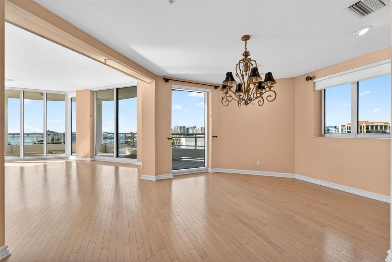 500 S Palm Avenue, Unit 92, Sarasota, FL 34236 Photo