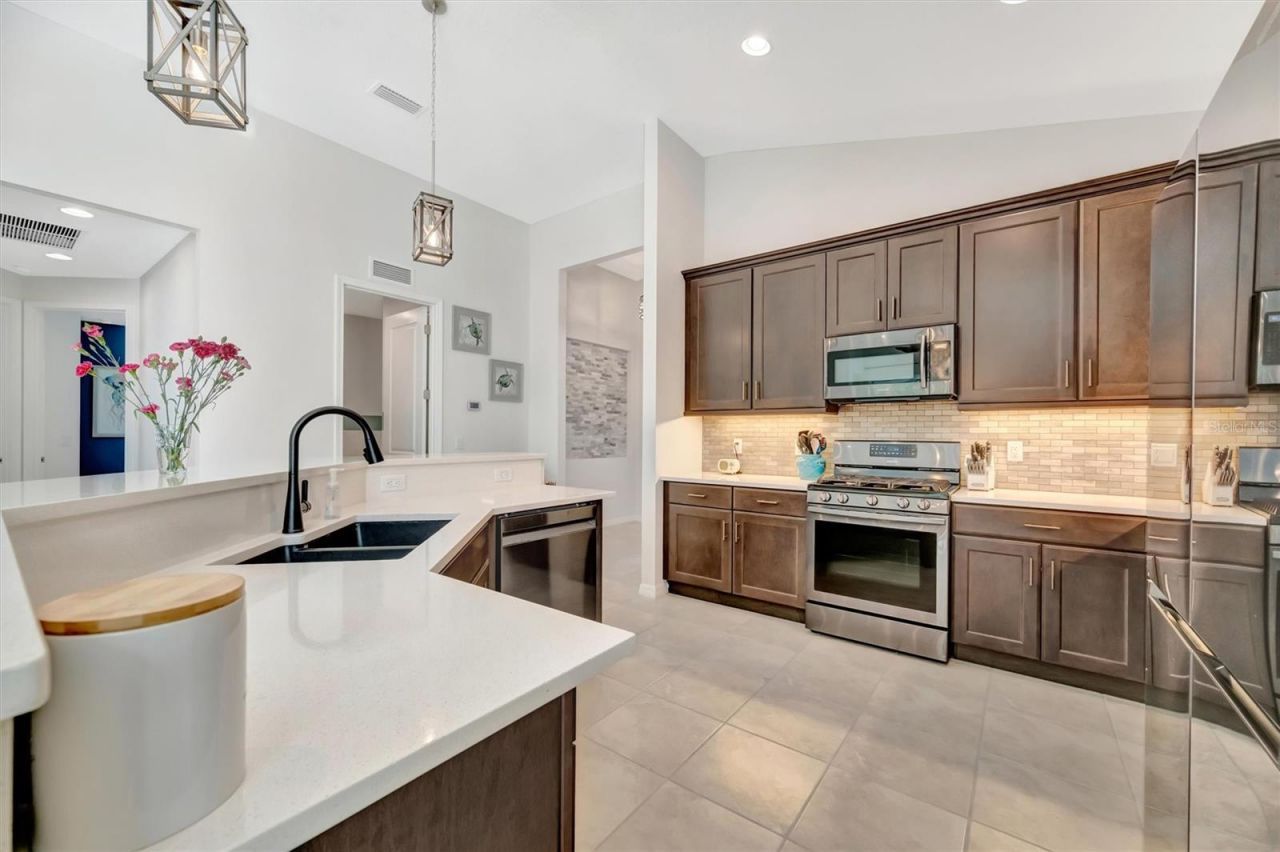 404 Whistler Glen, Bradenton, FL 34212 Photo