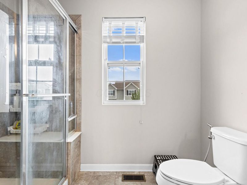 8660 Crooked Maple Drive, Blacklick, OH 43004 Photo 21