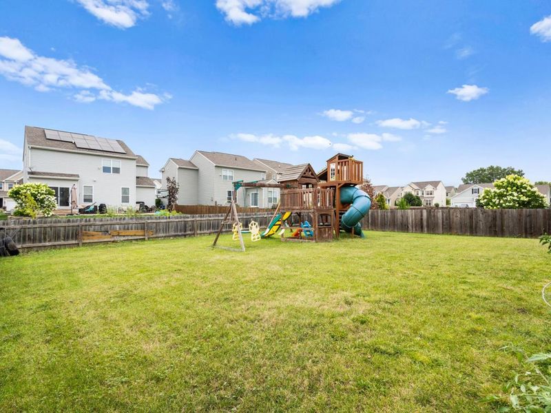 8660 Crooked Maple Drive, Blacklick, OH 43004 Photo 30