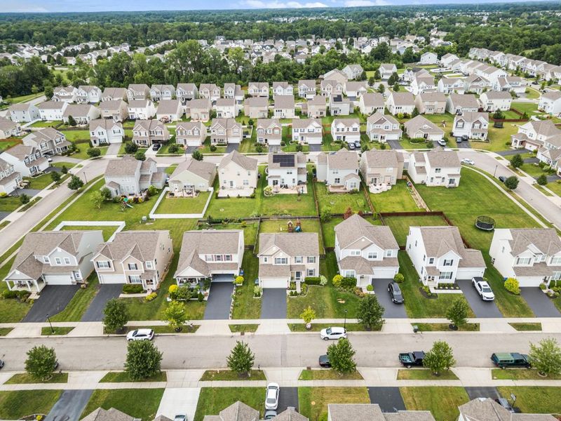 8660 Crooked Maple Drive, Blacklick, OH 43004 Photo 37