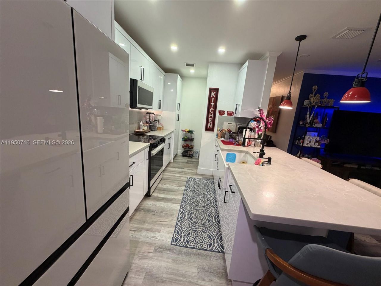 1011 NE 212th Ter, Miami, FL 33179 Photo