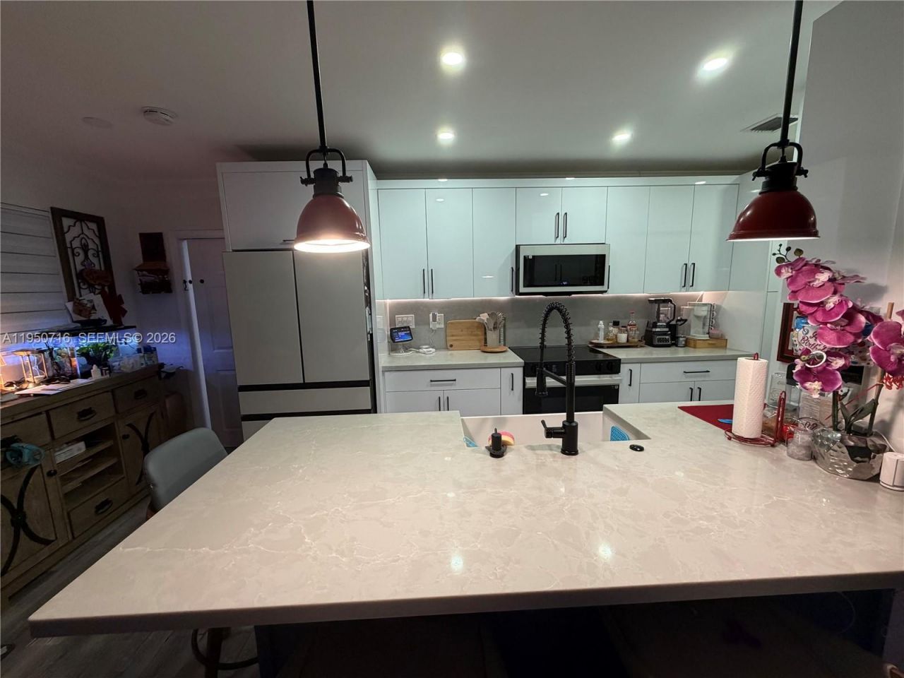 1011 NE 212th Ter, Miami, FL 33179 Photo