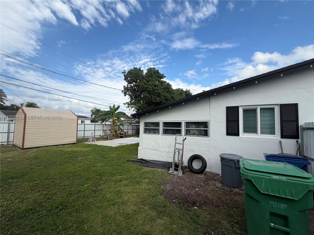 1011 NE 212th Ter, Miami, FL 33179 Photo