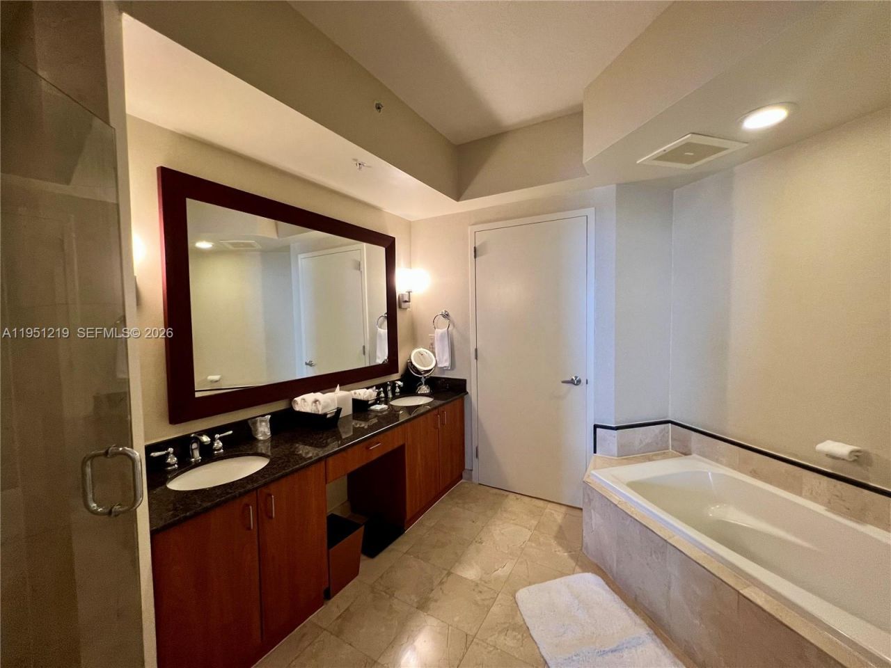 18001 Collins Ave, Unit 2605, Sunny Isles Beach, FL 33160 Photo