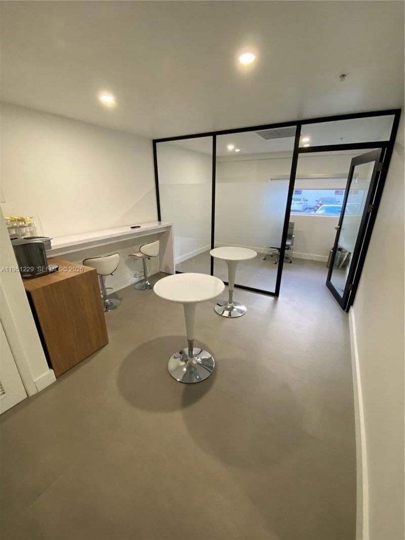 10850 NW 21st St, Unit 210, Sweetwater, FL 33172 Photo