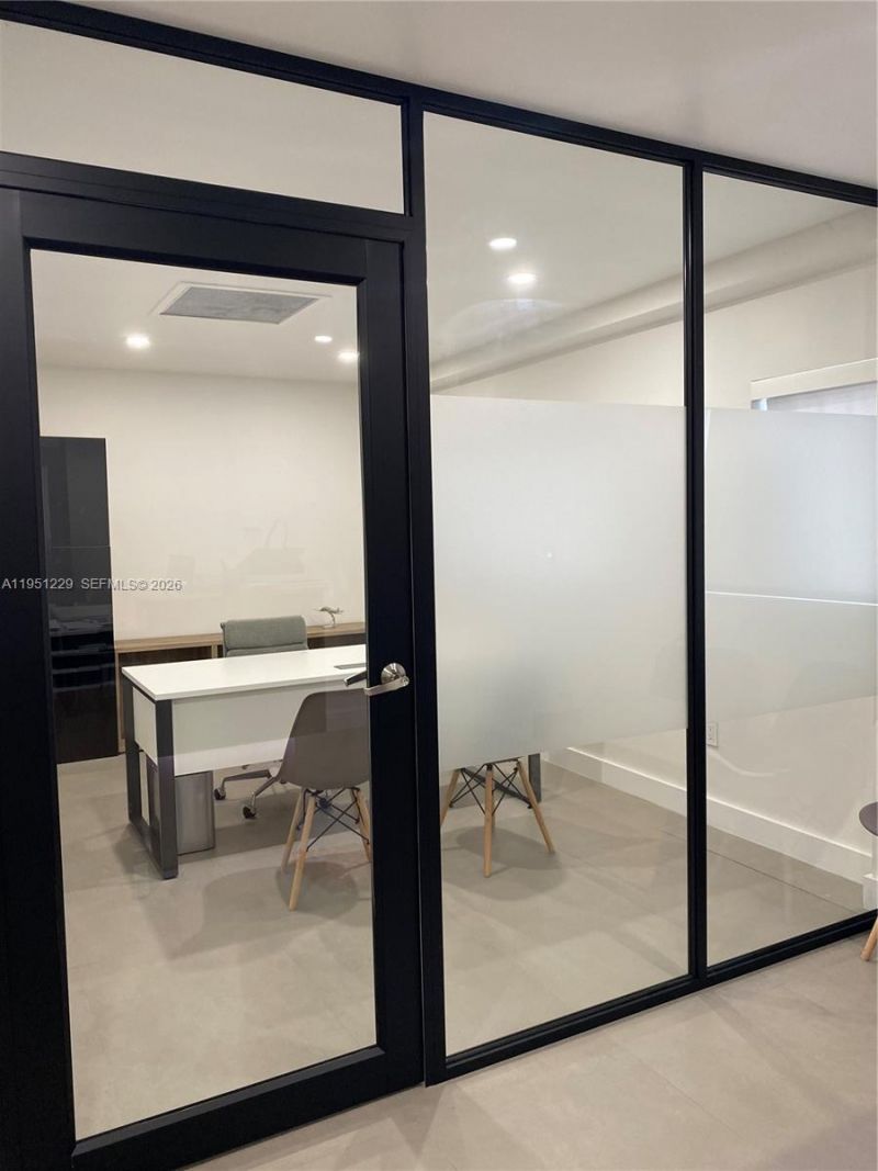 10850 NW 21st St, Unit 210, Sweetwater, FL 33172 Photo