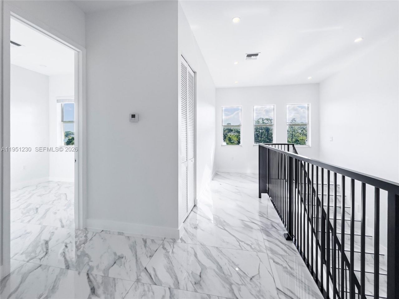 312 SE Via Sangro, Port Saint Lucie, FL 34952 Photo