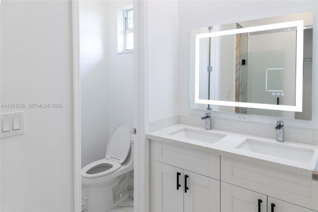 312 SE Via Sangro, Port Saint Lucie, FL 34952 Photo