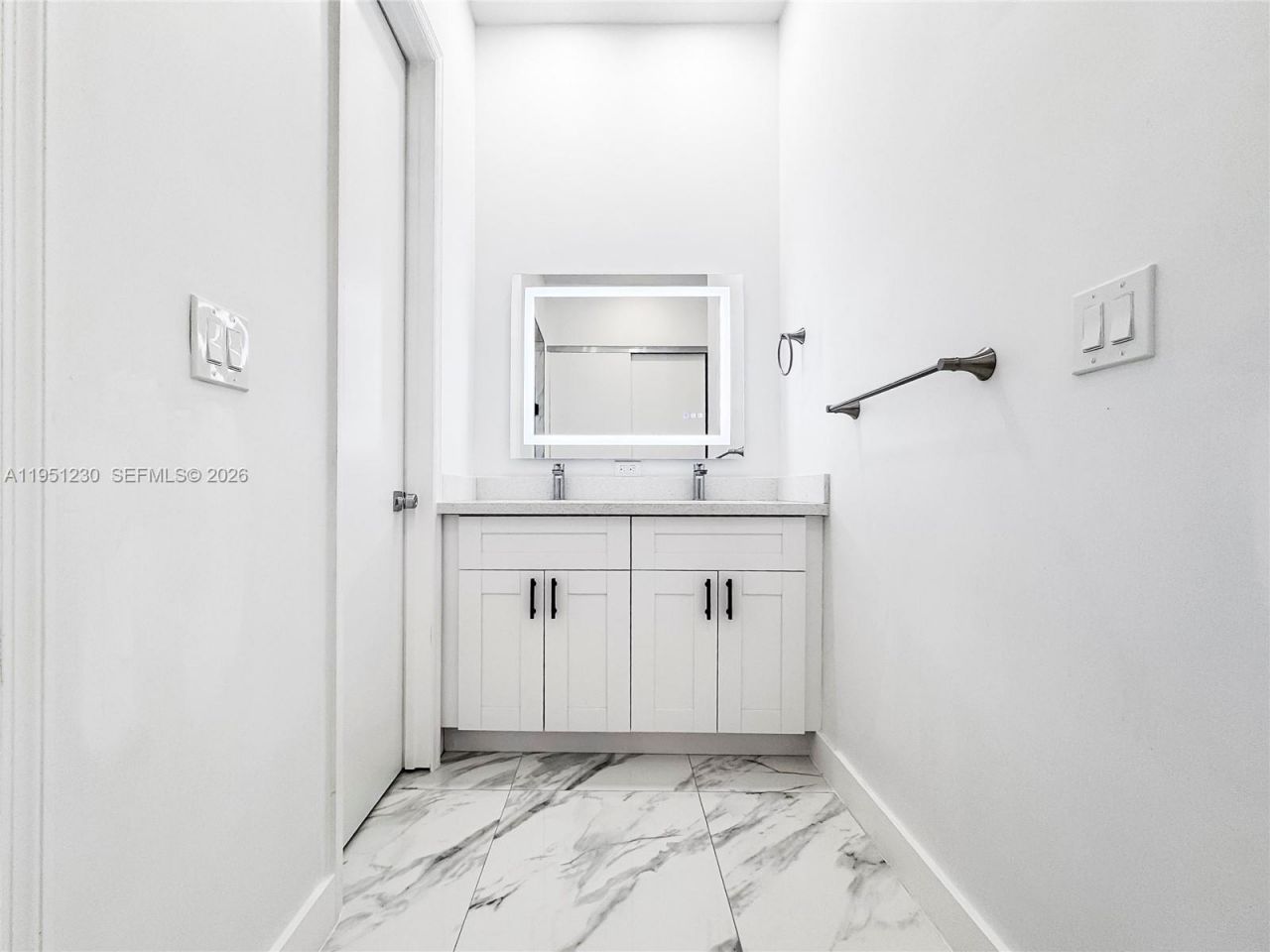 312 SE Via Sangro, Port Saint Lucie, FL 34952 Photo